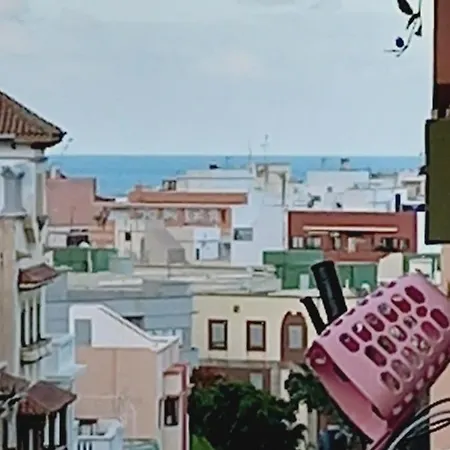 Campeggio En El Centro Santa Cruz de Tenerife